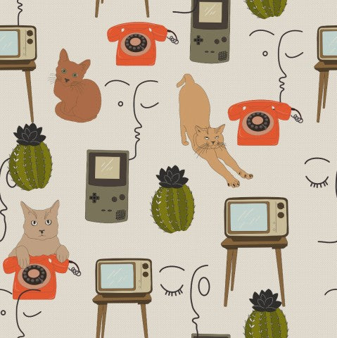 Muslin cats and other objects on it