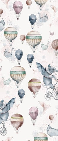 Satijnkatoen aquarelbehang met luchtballonnen en andere objecten