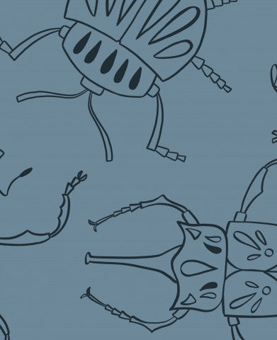 Musselin eine Reihe handgezeichneter Käfer auf blauem Hintergrund