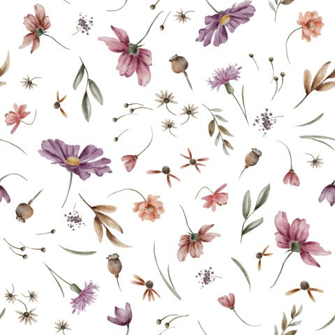 Fiori acquerellati in raso di cotone su sfondo bianco