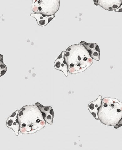 Satinbomuld med et dalmatisk hundemønster på en grå baggrund