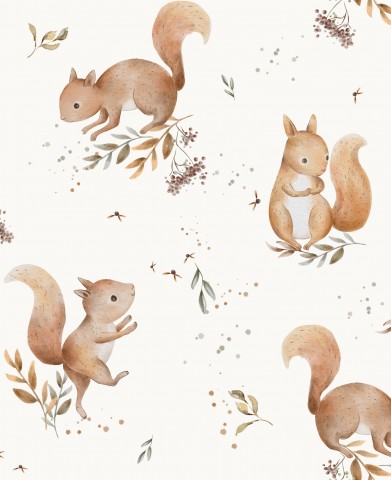 Panama squirrel and leaves