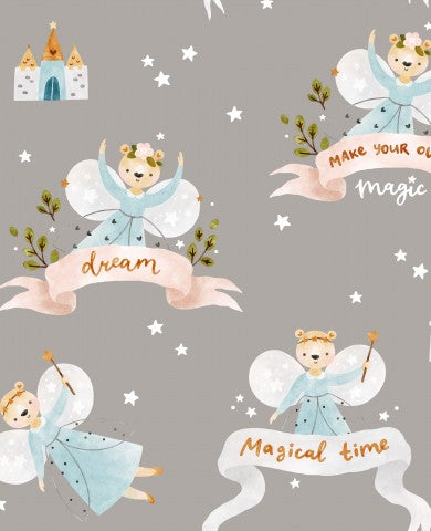 Forvandl dit tøj på magisk vis med Canvas Cotton Fairy Bear! Enkelt og elegant, ideelt til magiske outfits: Gråt stof med febjørneprint, 100% bomuld