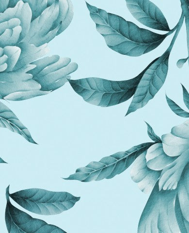 Mousseline sur fond bleu avec des fleurs et des feuilles blanches