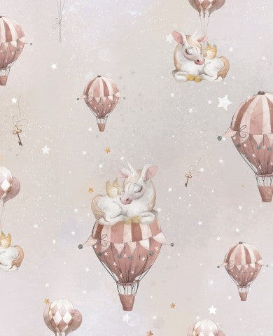 Montgolfières roses et blanches en satin de coton sur fond blanc