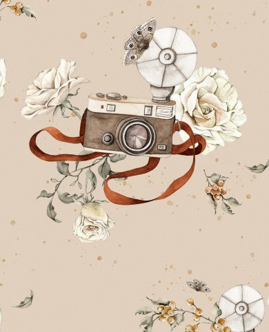  Panama un motivo floreale con una macchina fotografica, fiori e farfalle